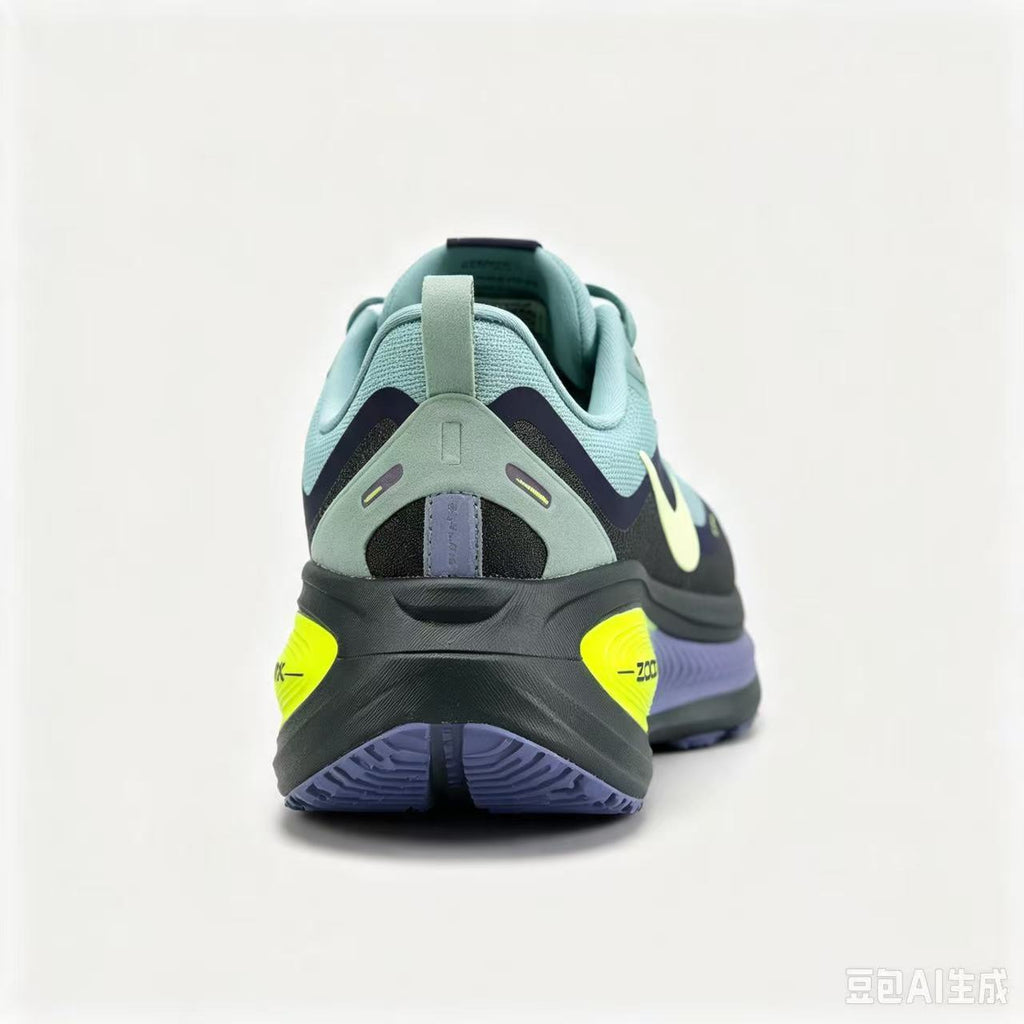 Nike Vomero 18 GTX Waterproof Running Shoes | GORE-TEX Protection (Size 36-45)